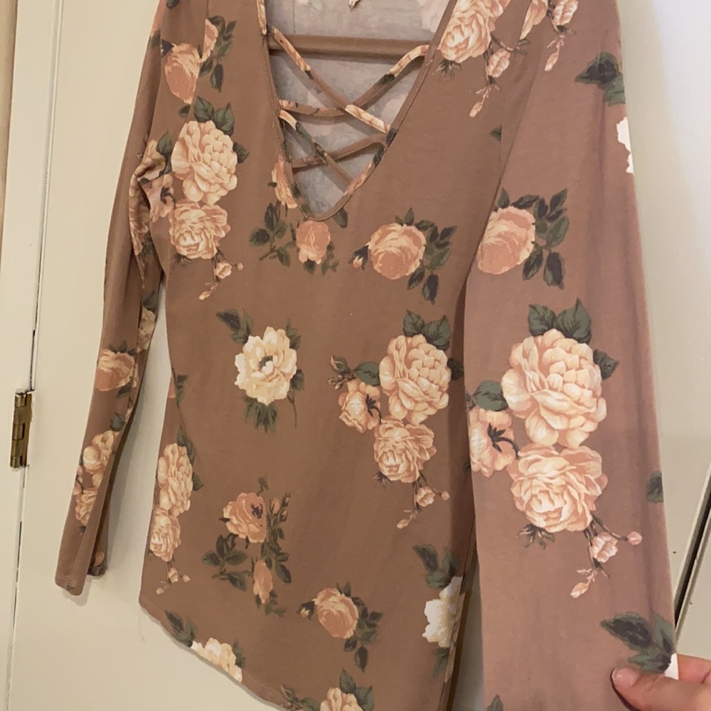 Shirt - Picture 5 of 10